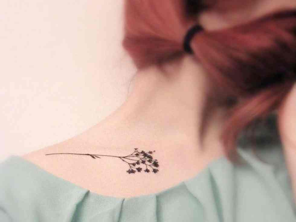 25 Cute Small Female Tattoos for Girls 2021 – Tiny Significant Tattoos