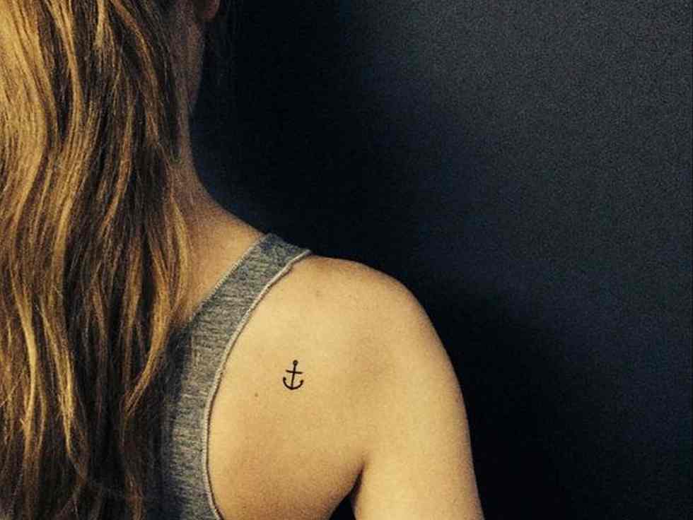 15 Tiny Tattoo Concepts for Your First Tattoo Designs