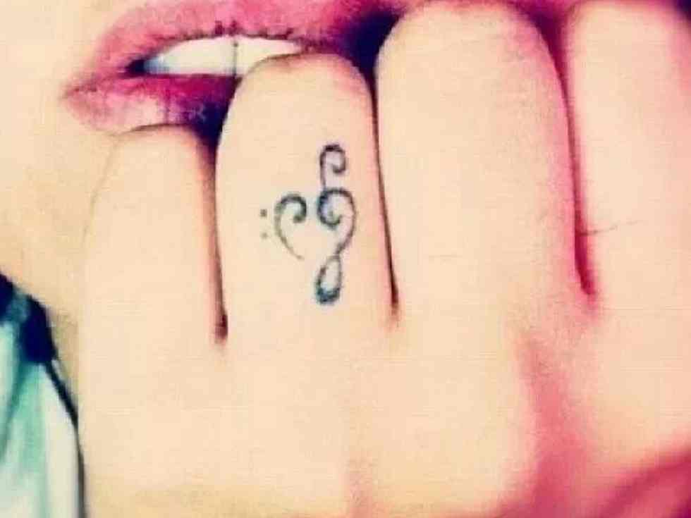 15 Music Tattoo Designs for this Winter