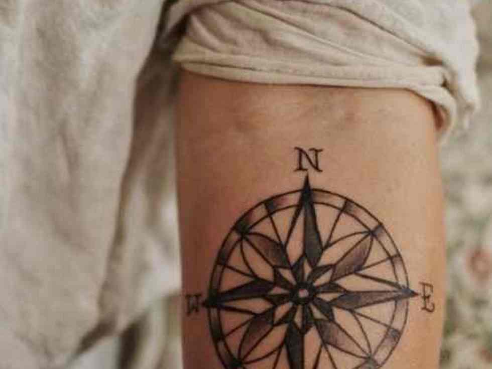 15 Compass Tattoo Designs for Each Males and Girls