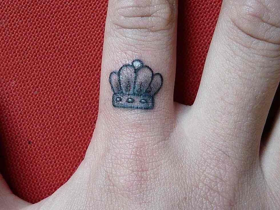 40 Cute Tiny Tattoo Concepts For Ladies – Tattoo Inspirations