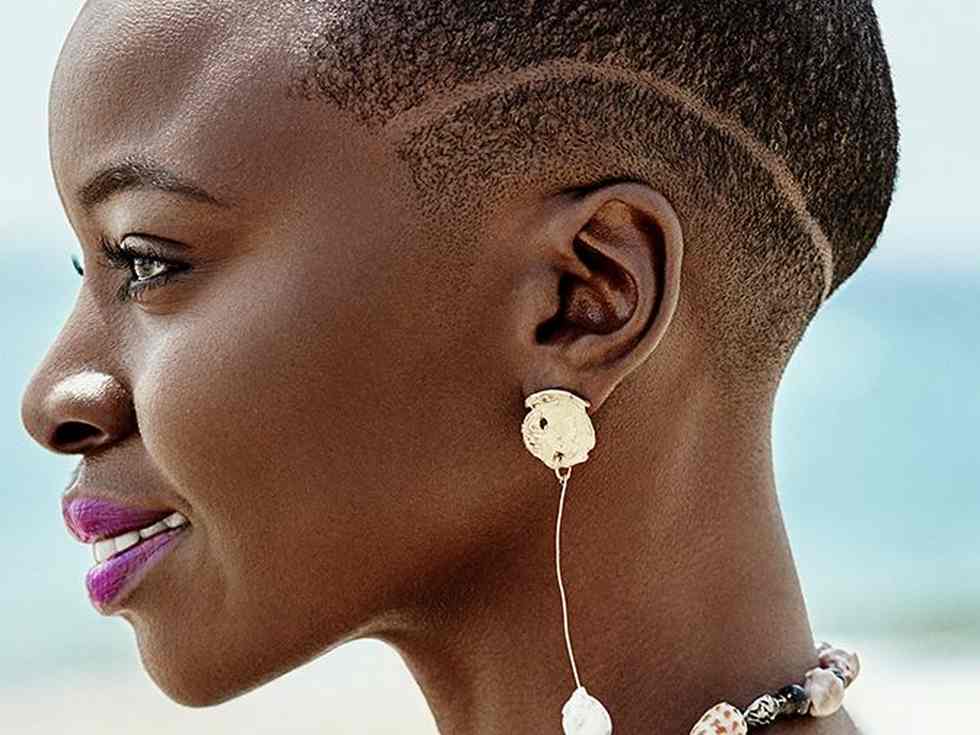 ‘Black Panther’ Star Danai Gurira’s Coach Swears By These 5 Strikes