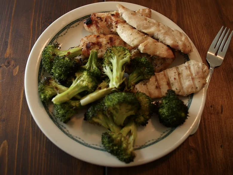 The Buff Dudes Misplaced a Scary Quantity of Weight by Consuming Solely Hen and Broccoli